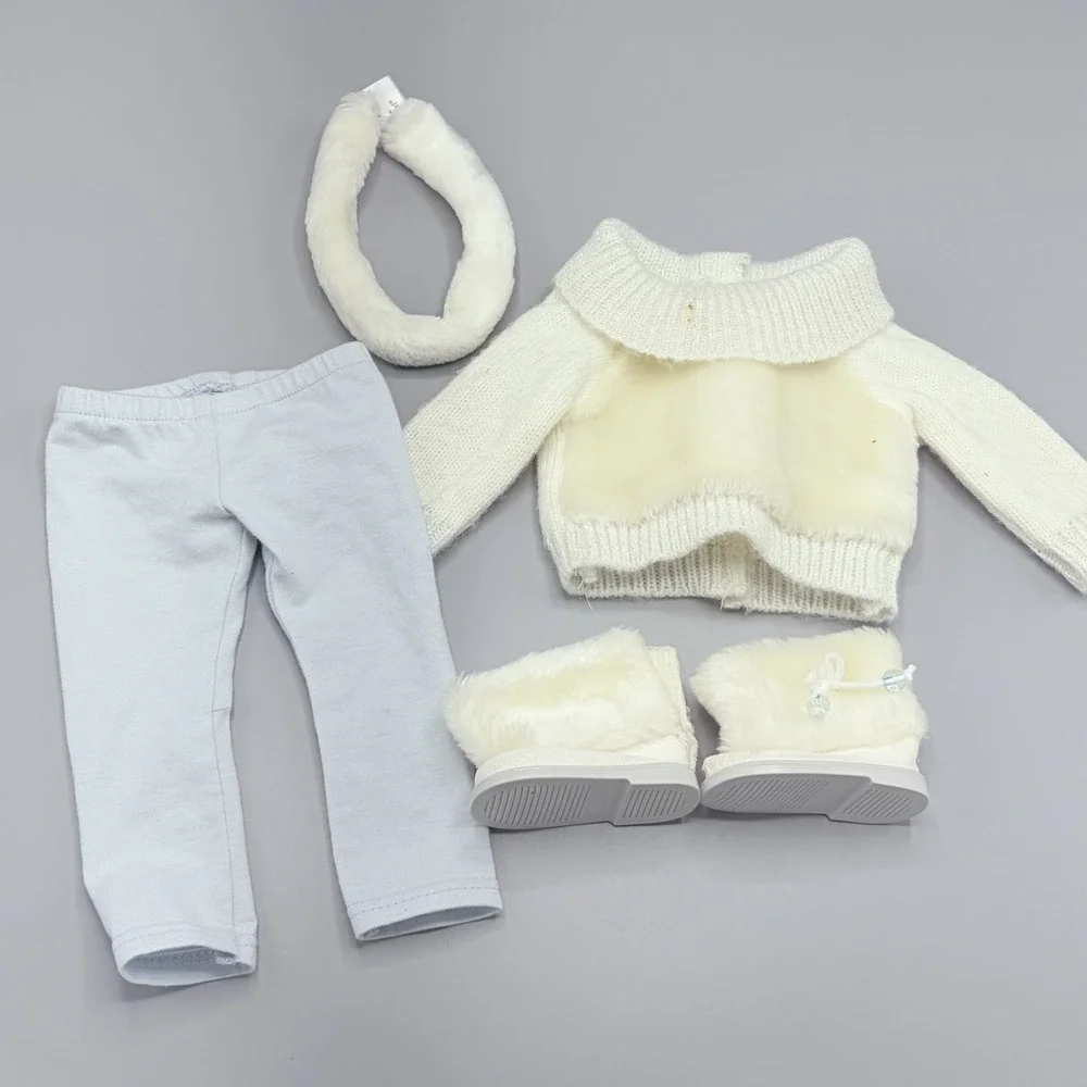 American Girl 2016 Truly Me Enchanting Winter Outfit Complete Retired Snow Boots